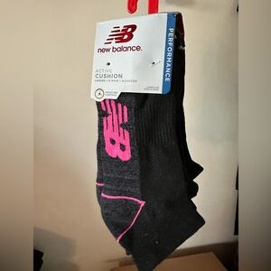 New Balance 6 Pair of Socks